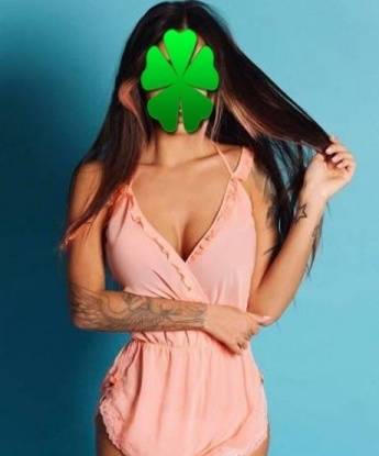 Сексапильная красотка ждет тебя для горячих встреч в уютной обстановке. Отдохни со мной от повседневности и погрузись в мир наслаждения и страсти. Мои формы не оставят тебя равнодушным. 5940, 26 лет